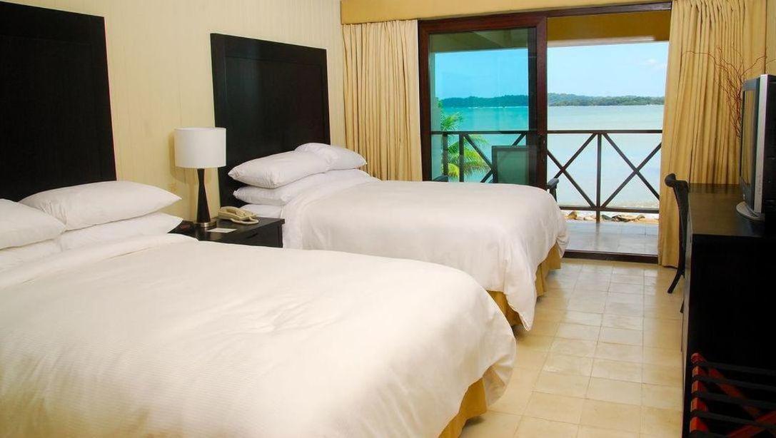 Playa Tortuga Hotel And Beach Resort Бокас-дель-Торо Экстерьер фото