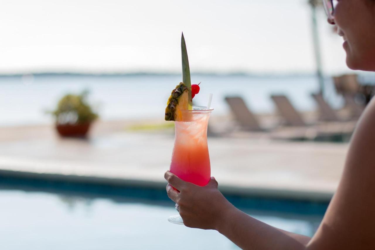 Playa Tortuga Hotel And Beach Resort Бокас-дель-Торо Экстерьер фото